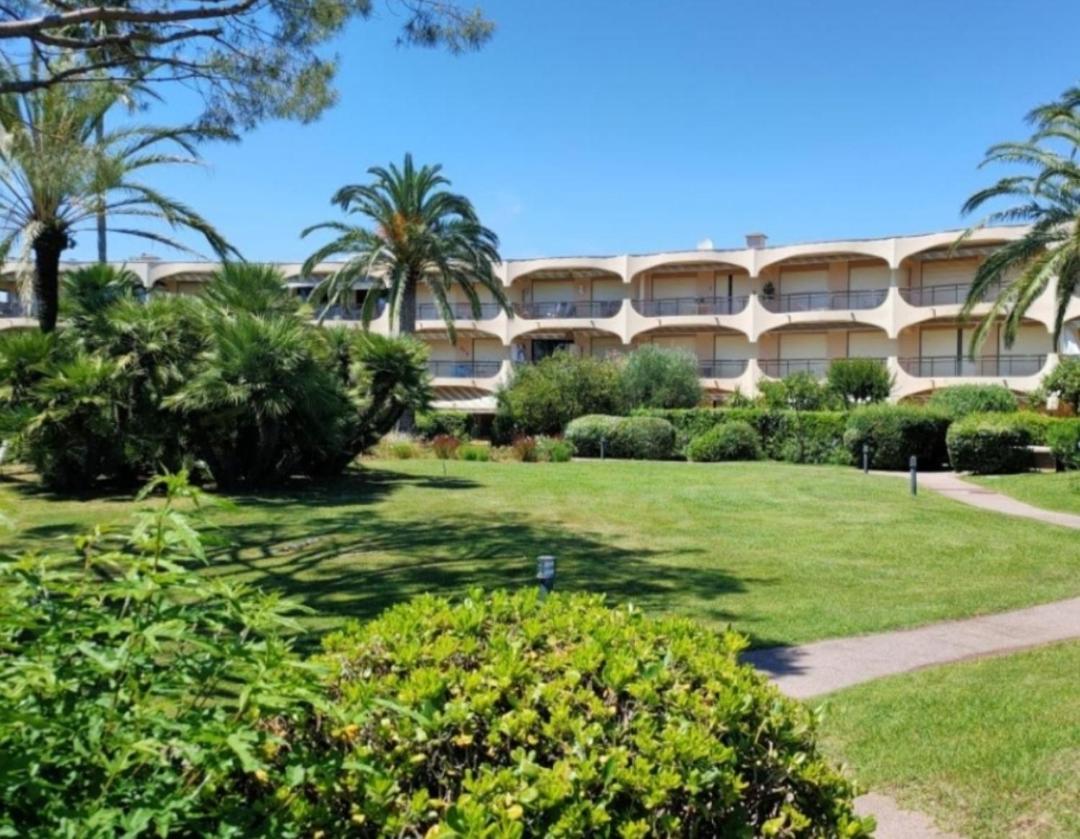 Charmant Studio Villeneuve-Loubet Esterno foto