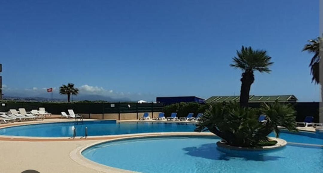 Charmant Studio Villeneuve-Loubet Esterno foto