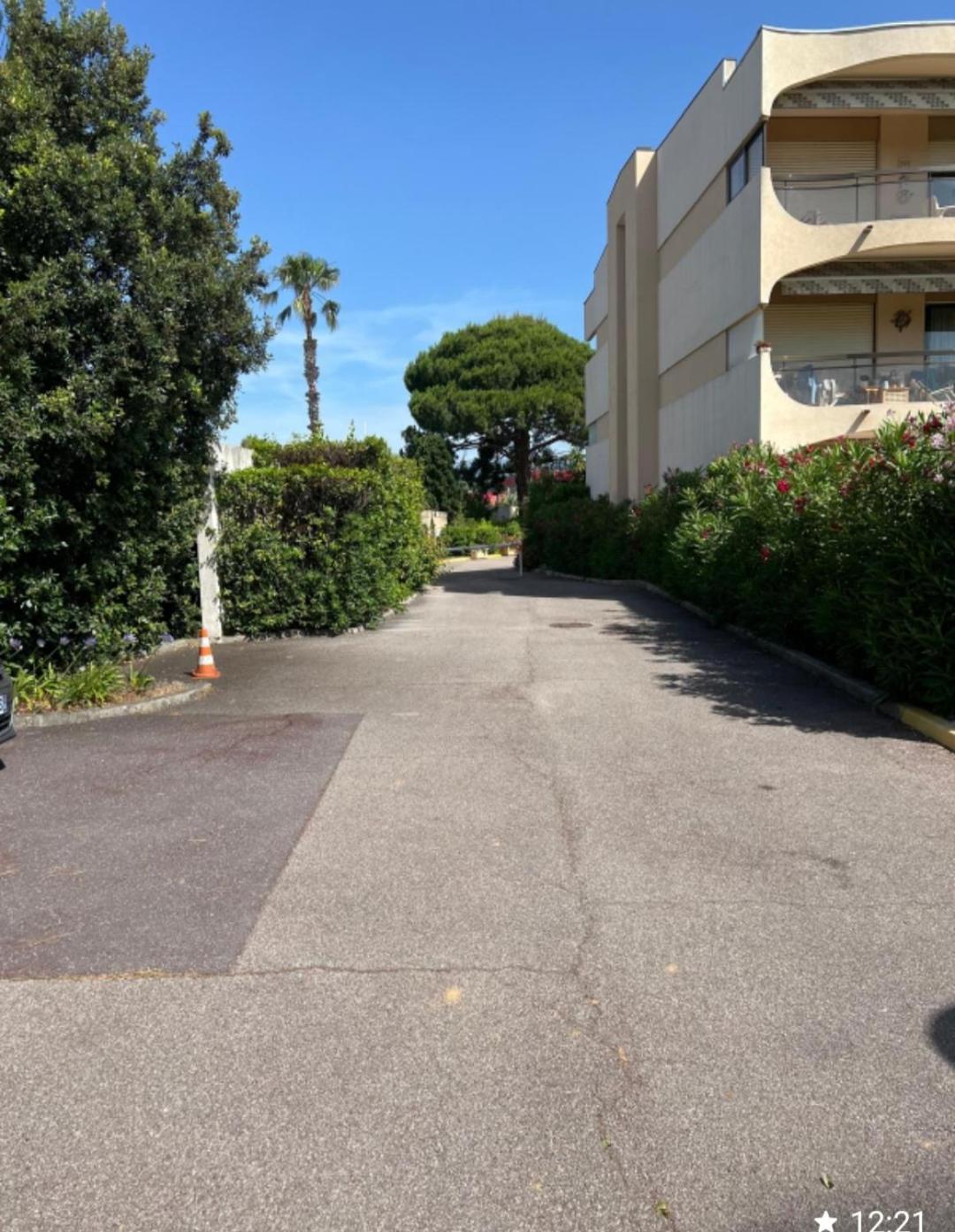 Charmant Studio Villeneuve-Loubet Esterno foto